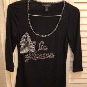 White house black market sleeved T-shirt small